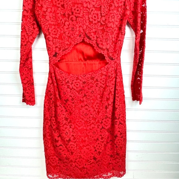H&M Women’s Red Lace Dress Long sleeve Open Back Knee Length Gold label Sz 4 - Picture 8 of 14